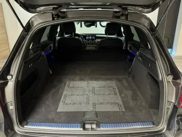 Car image 33