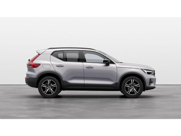 Volvo XC40 B3 Plus Dark 120 kW image number 4