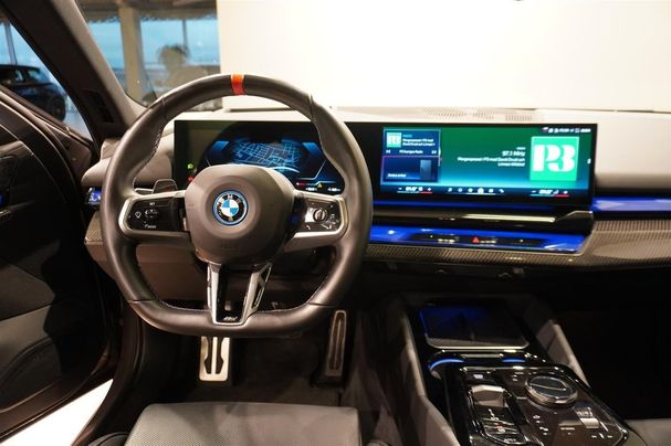 BMW i5 M60 Pro 442 kW image number 10