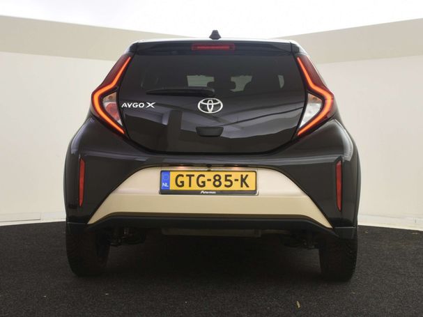 Toyota Aygo X 1.0 VVT-i 53 kW image number 8