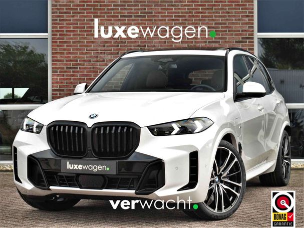 BMW X5 50e xDrive 360 kW image number 1