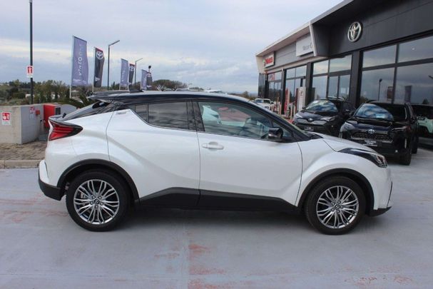 Toyota C-HR 2.0 Hybrid 135 kW image number 3