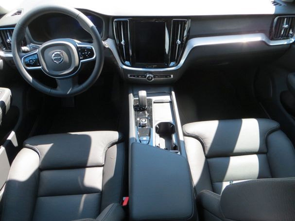 Volvo V60 B4 Plus 145 kW image number 9