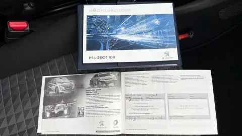 Car image 33