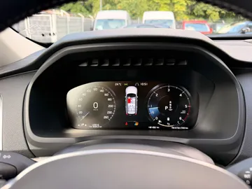 Car image 33