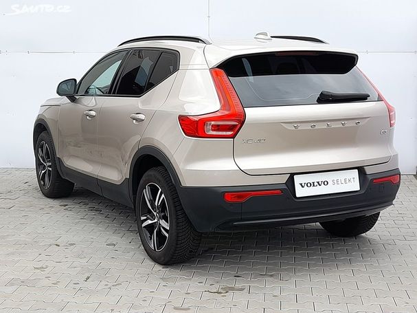 Volvo XC40 B3 Plus 120 kW image number 3