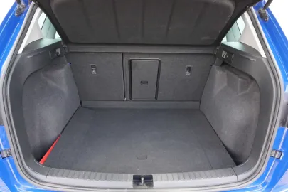 Car image 33