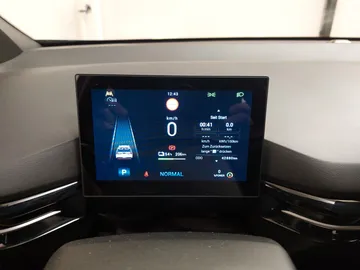 Car image 23