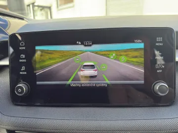 Car image 24