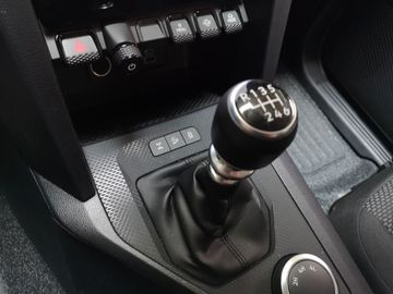 Car image 23