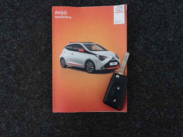 Toyota Aygo 51 kW image number 11