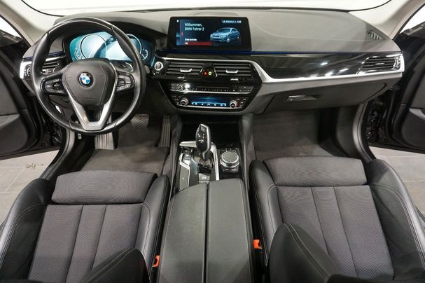 BMW 530d xDrive Sport Line 195 kW image number 8