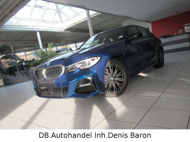 BMW 320d M Sport xDrive 140 kW image number 1