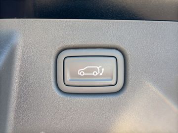 Car image 39