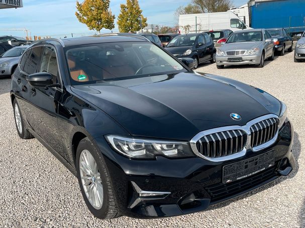 BMW 320d Touring xDrive 140 kW image number 2