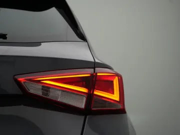 Car image 45