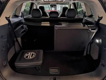 Car image 29