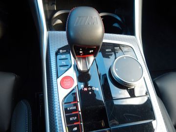 Car image 28