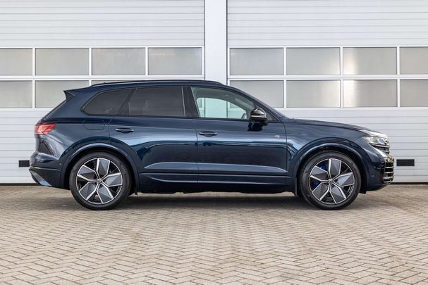 Volkswagen Touareg R 3.0 TSI eHybrid 4Motion 340 kW image number 2