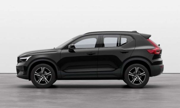 Volvo XC40 B4 Plus Dark 145 kW image number 3