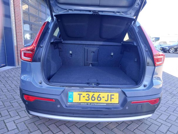 Volvo XC40 Recharge T4 Bright 155 kW image number 42