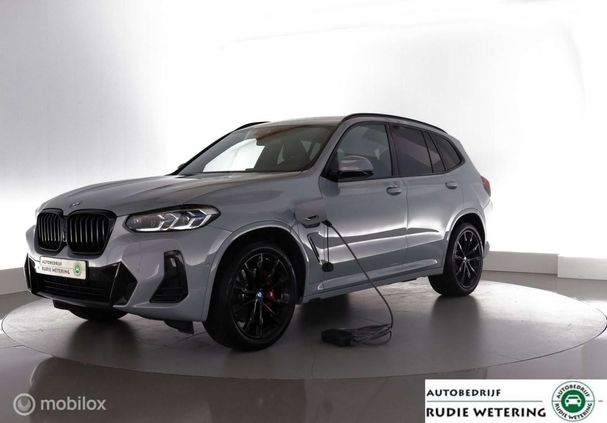 BMW X3 xDrive30e 215 kW image number 1