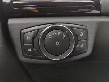 Car image 30