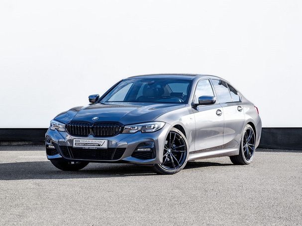 BMW 318i M Sport 115 kW image number 1