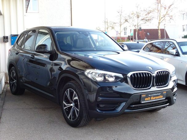 BMW X3 xDrive20d Advantage 140 kW image number 2