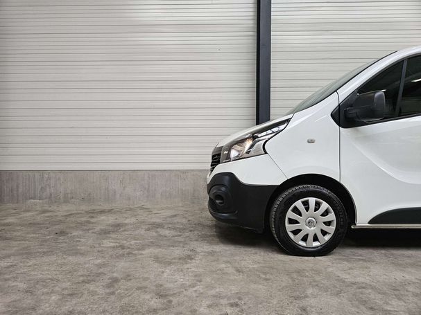 Renault Trafic 70 kW image number 11