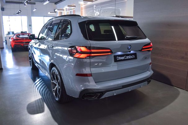 BMW X5 50e xDrive 360 kW image number 30