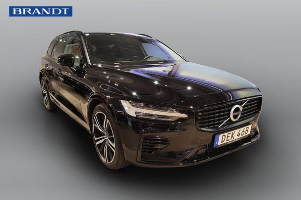 Volvo V60 T8 R Design AWD Recharge 293 kW image number 2