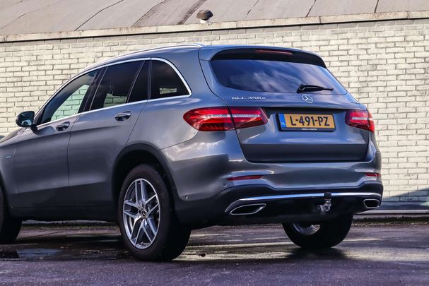 Mercedes-Benz GLC 350 e 4Matic 235 kW image number 33