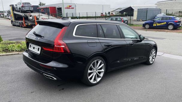 Volvo V60 D3 Geartronic Momentum 110 kW image number 3