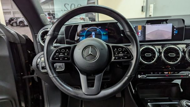 Mercedes-Benz CLA 180 85 kW image number 21