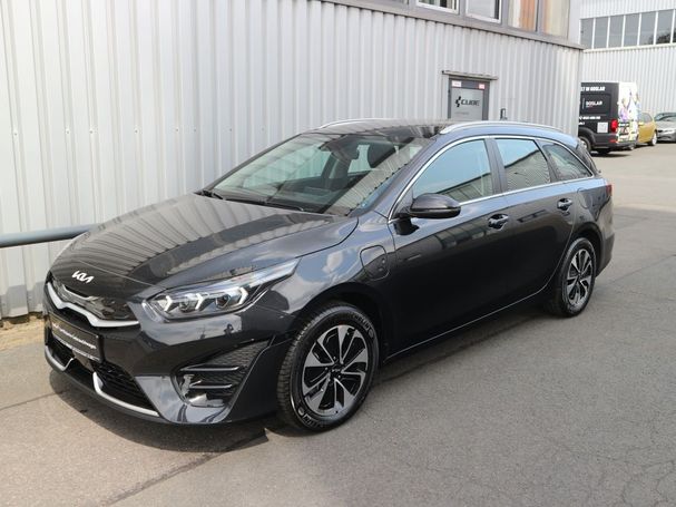 Kia Ceed 1.6 GDI Plug-in Hybrid 104 kW image number 1