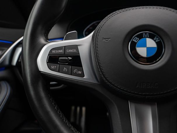 BMW 530d Touring M 210 kW image number 25