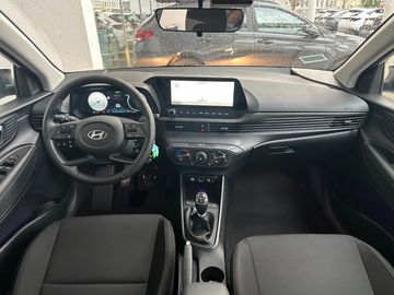 Car image 10