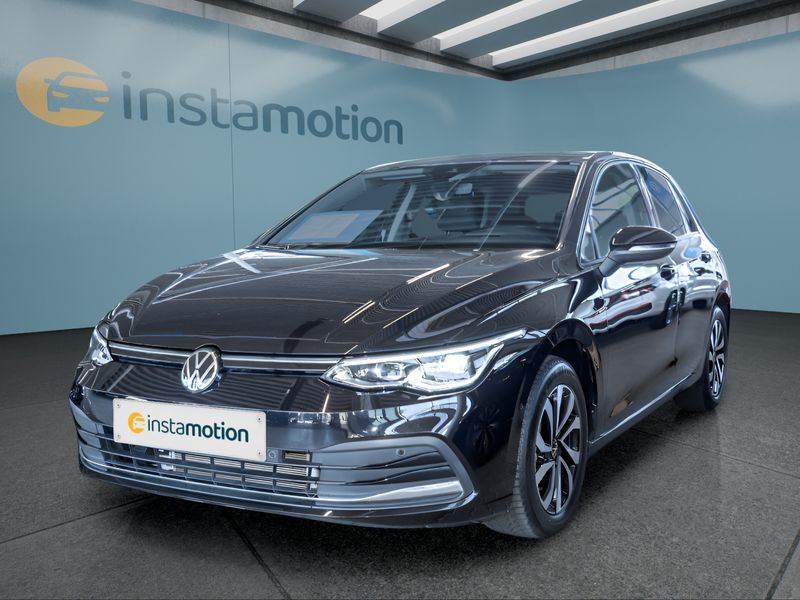Volkswagen Golf 8 110 kW