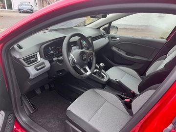 Car image 12