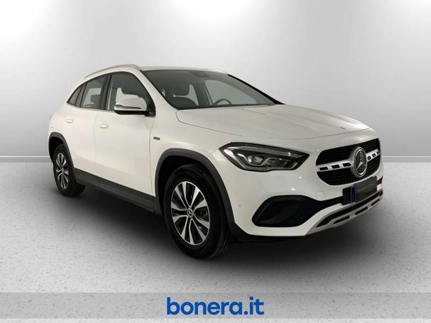 Mercedes-Benz GLA 250 e PHEV 160 kW image number 2