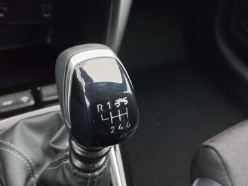 Car image 36