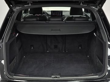 Car image 36