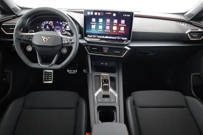 Car image 30