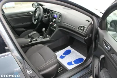Car image 27