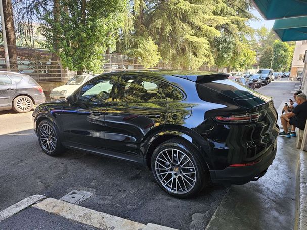 Porsche Cayenne Coupé E-Hybrid 340 kW image number 4