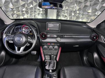 Car image 11