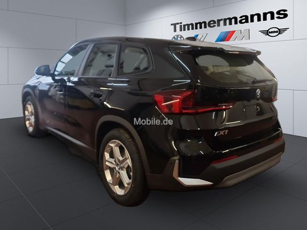 BMW iX1 eDrive20 150 kW image number 5