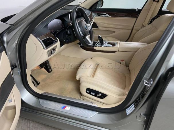 BMW 740d xDrive 235 kW image number 12