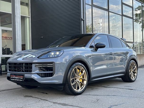 Porsche Cayenne Turbo Coupé E-Hybrid 544 kW image number 3